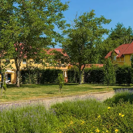 Lagrange Les Bastides De Lascaux Holiday park