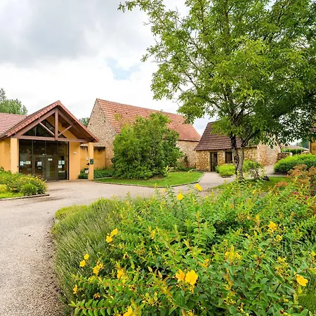 Holiday park Lagrange Les Bastides De Lascaux